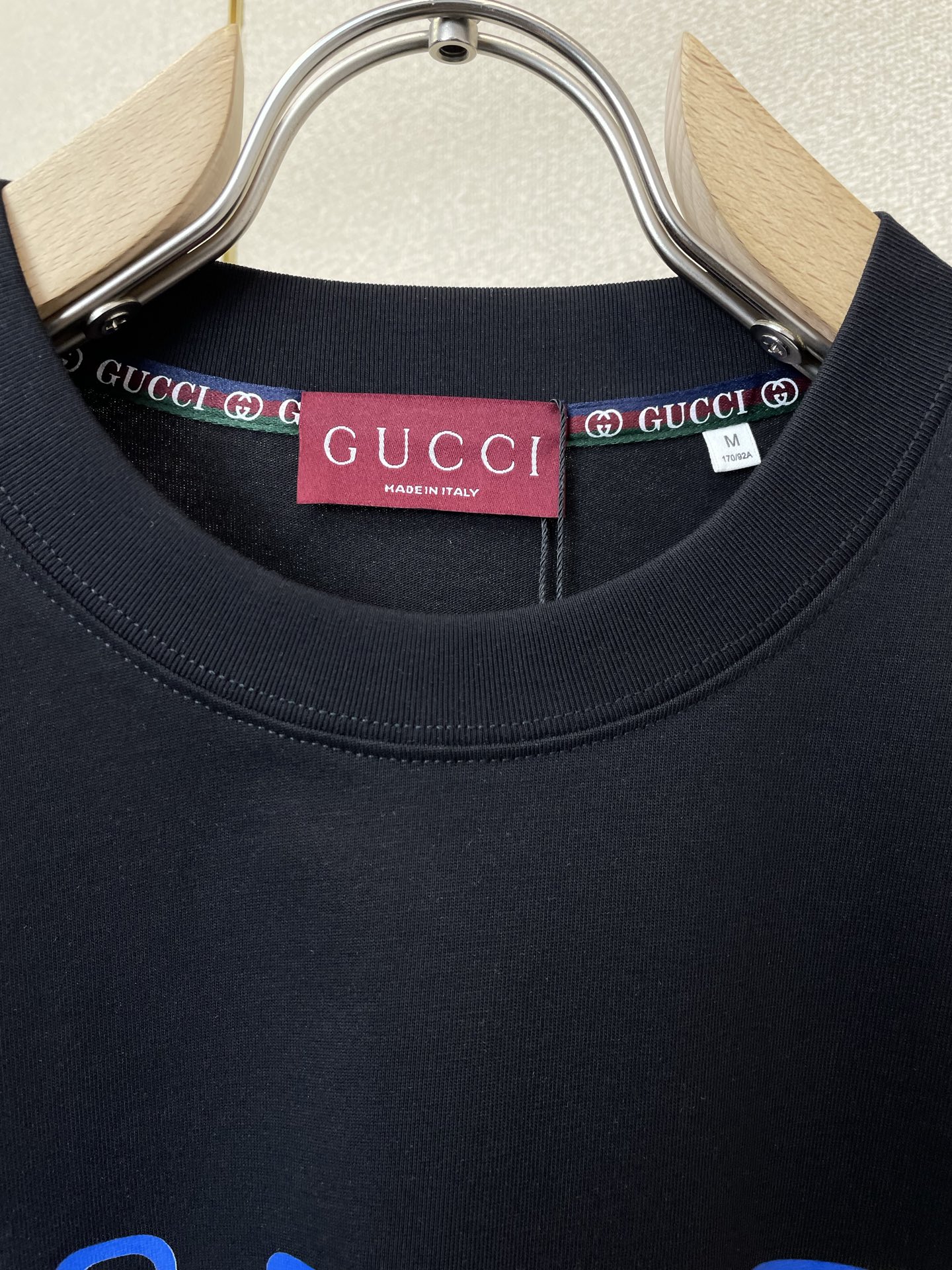 Gucci古驰💥独家专供新款原单男士休闲短袖 高端定制 高端版本 时尚百搭爆款⚠️⚠️✨✨进口面料 手感超柔软细腻  穿
