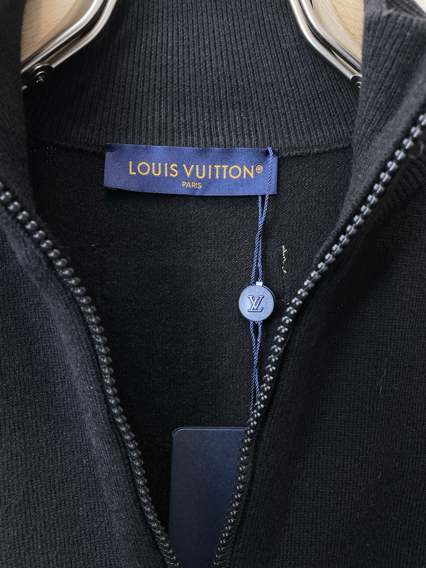 Louis Vuitton路易威登💥独家专供新款原单男士休闲针织外套 高端定制 高端版本 时尚百搭爆款⚠️⚠️✨✨进口面 Louis Vuitton路易威登💥独家专供新款原单男士休闲针织外套 高端定制 高端版本 时尚百搭爆款⚠️⚠️✨✨进口面