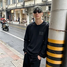 Valentino华伦天奴💥独家专供新款原单男士休闲长袖 高端定制 高端版本 时尚百搭爆款⚠️⚠️✨✨进口面料 手感超柔 Valentino华伦天奴💥独家专供新款原单男士休闲长袖 高端定制 高端版本 时尚百搭爆款⚠️⚠️✨✨进口面料 手感超柔