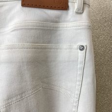 Loro piana-Loro Piana诺悠翩雅💥独家专供新款休闲秋冬牛仔裤👖高端版本!专柜定制驼绒面料 透气舒适度高 Loro piana-Loro Piana诺悠翩雅💥独家专供新款休闲秋冬牛仔裤👖高端版本!专柜定制驼绒面料 透气舒适度高