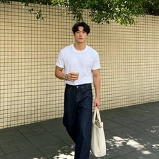 ZEGNA杰尼亚💥独家专供新款👖休闲牛仔裤 高端版本!专柜定制面料 透气舒适度高,细节无可挑剔,品牌元素设计理念,体现高 ZEGNA杰尼亚💥独家专供新款👖休闲牛仔裤 高端版本!专柜定制面料 透气舒适度高,细节无可挑剔,品牌元素设计理念,体现高