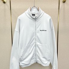 Balenciaga巴黎世家💥独家专供新款原单男士休闲外套 高端定制 高端版本 时尚百搭爆款⚠️⚠️✨✨进口面料 手感超 Balenciaga巴黎世家💥独家专供新款原单男士休闲外套 高端定制 高端版本 时尚百搭爆款⚠️⚠️✨✨进口面料 手感超
