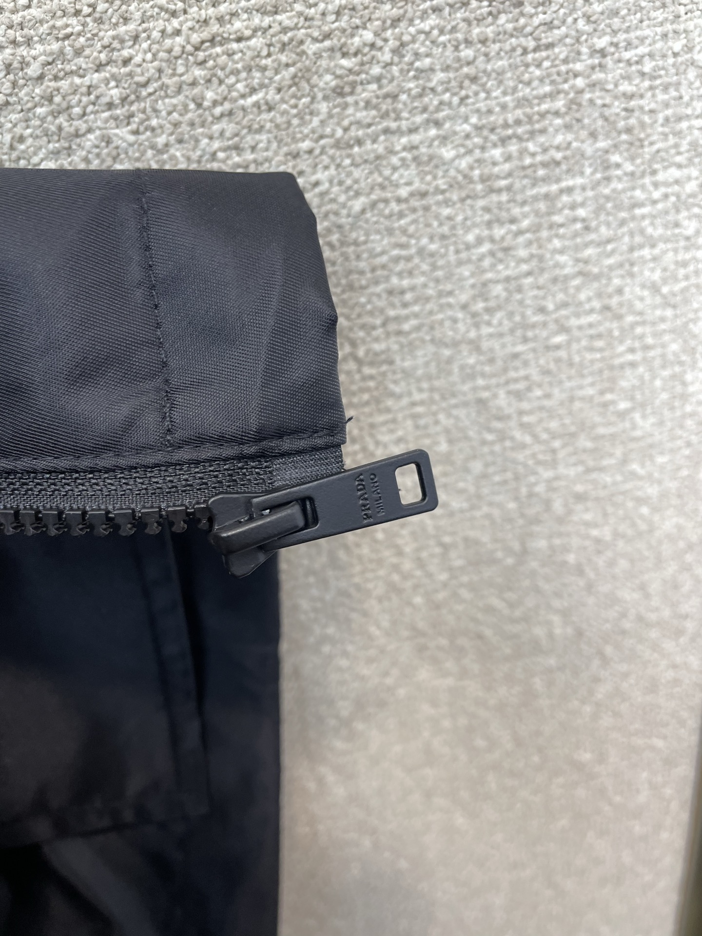 Prada普拉达💥独家专供新款原单男士休闲连帽夹克 高端定制 高端版本 时尚百搭爆款⚠️⚠️✨✨进口面料 手感超柔软细腻 Prada普拉达💥独家专供新款原单男士休闲连帽夹克 高端定制 高端版本 时尚百搭爆款⚠️⚠️✨✨进口面料 手感超柔软细腻