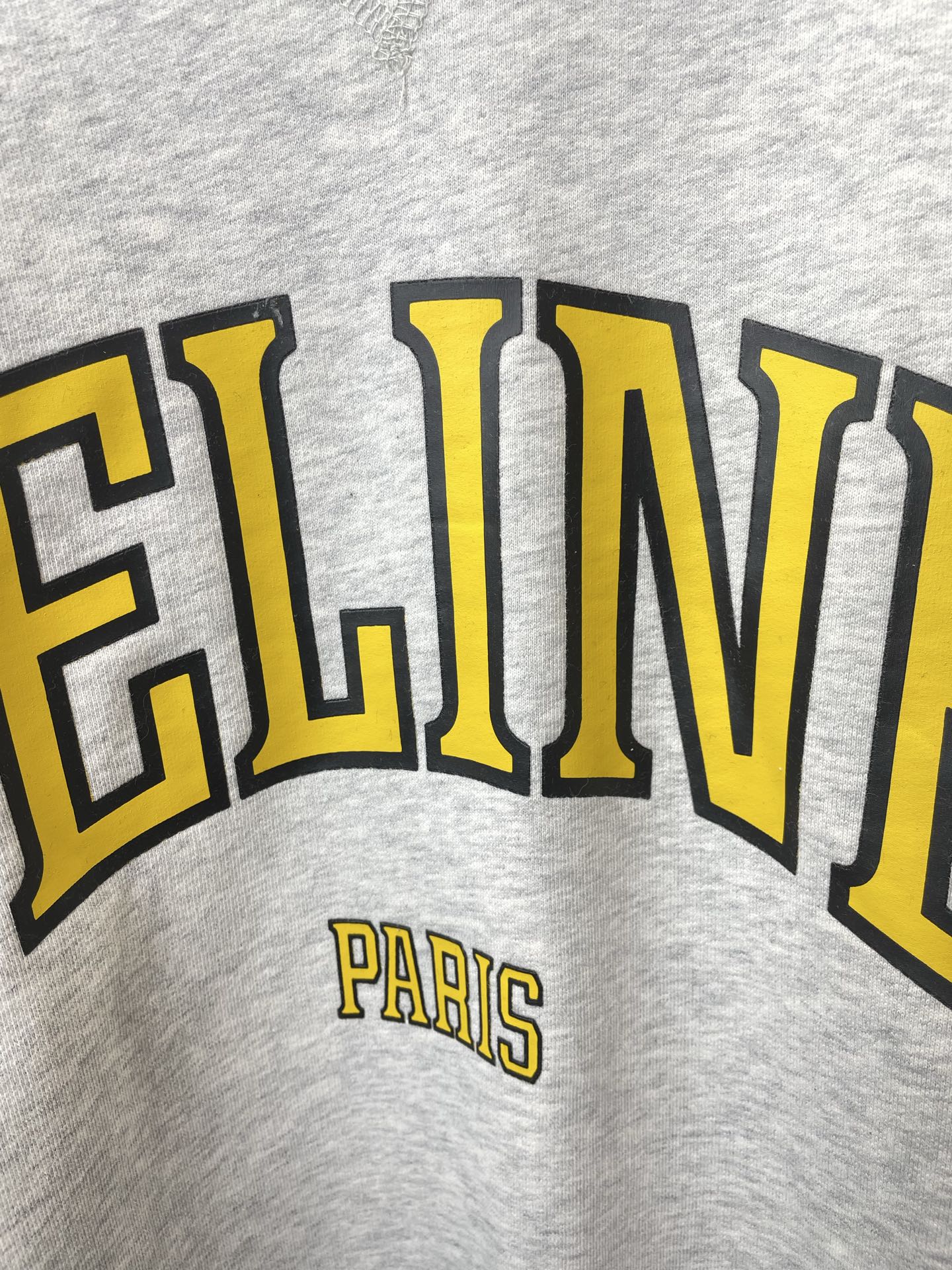 CELINE赛琳👚独家专供👚新款女装休闲卫衣 高端版本！独特设计 专柜定制面料 透气舒适度高 细节无可挑剔，品牌元素设计