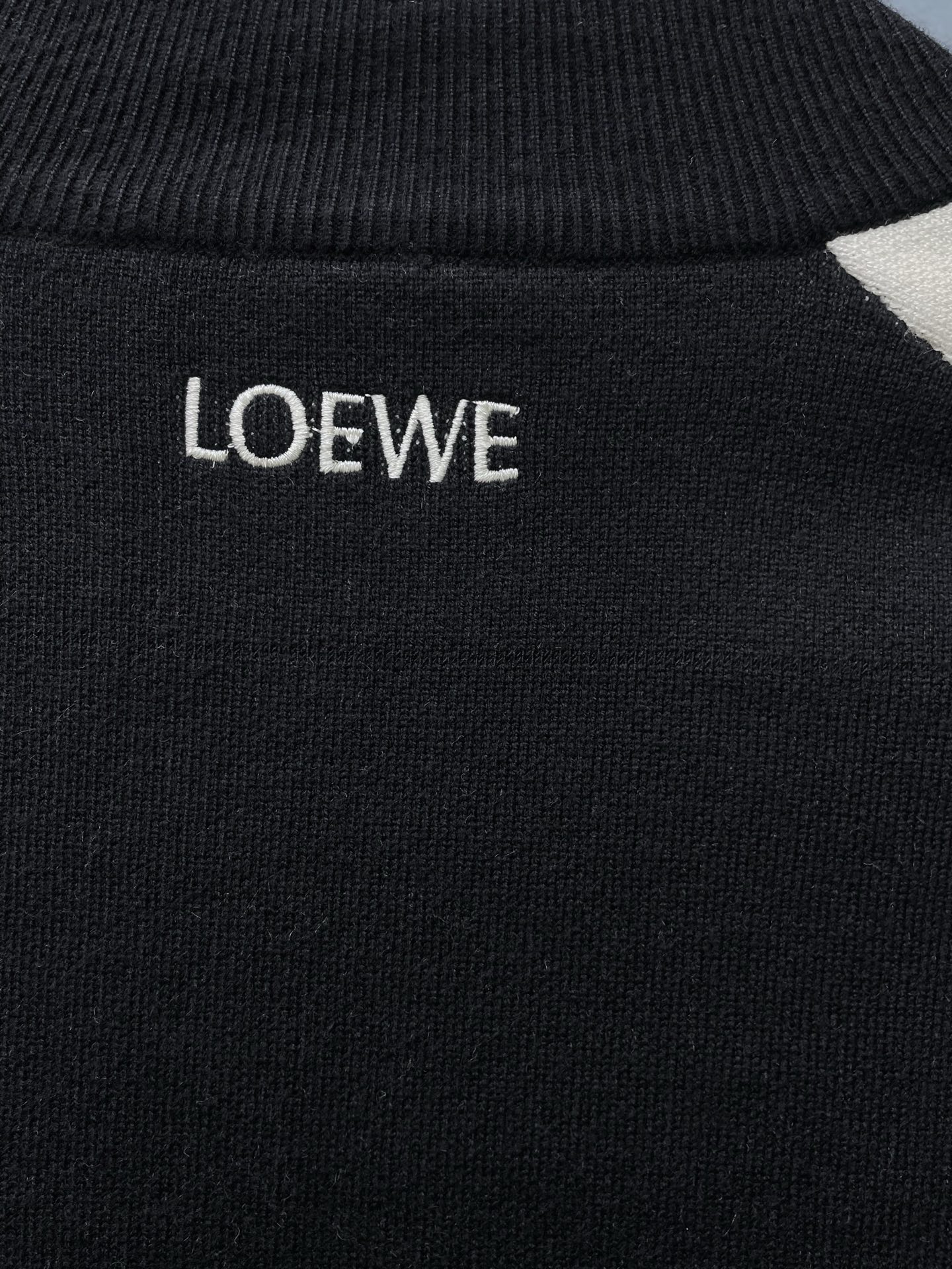 LOEWE罗意威💥独家专供新款原单男士休闲半拉链针织衫 高端定制 高端版本 时尚百搭爆款⚠️⚠️✨✨进口面料 手感超柔软