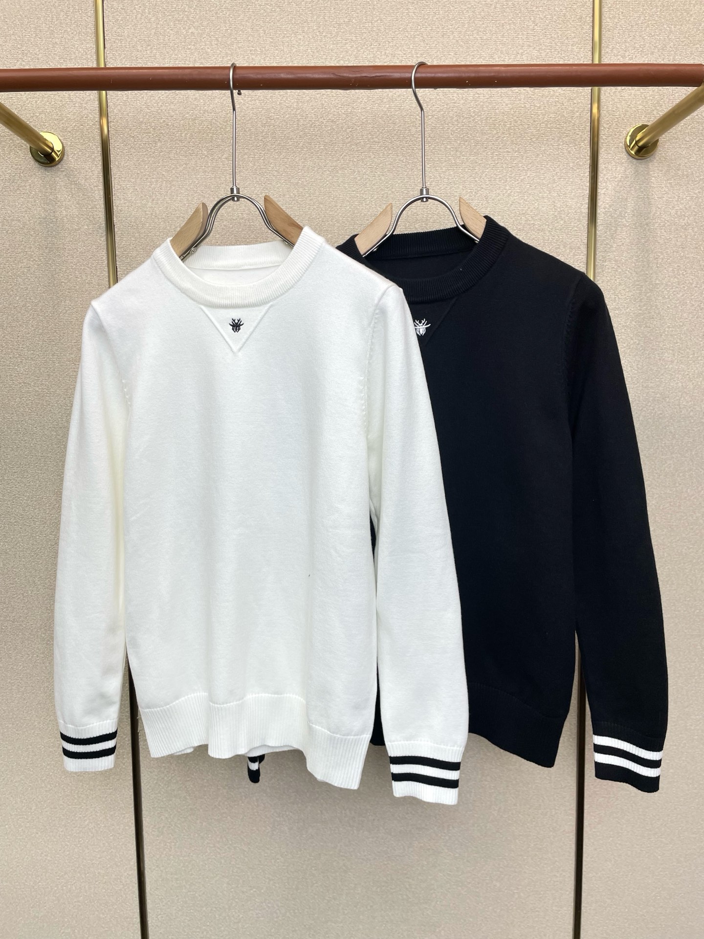 Dior迪奥💥独家专供新款原单男士休闲毛衣 高端定制 高端版本 时尚百搭爆款⚠️⚠️✨✨进口面料 手感超柔软细腻  穿着