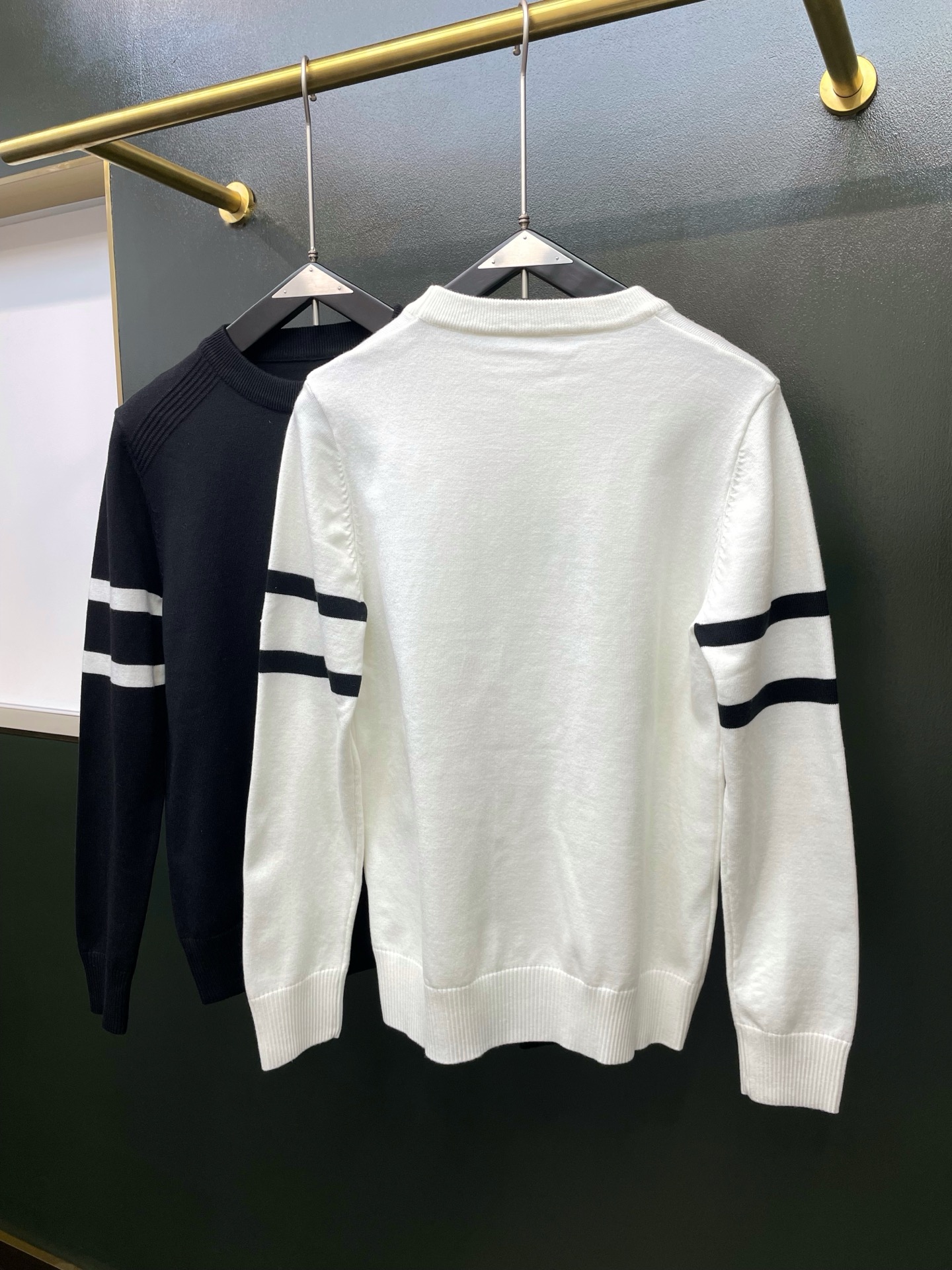 Moncler蒙口💥独家专供新款原单男士休闲毛衣 高端定制 高端版本 时尚百搭爆款⚠️⚠️✨✨进口面料 手感超柔软细腻 