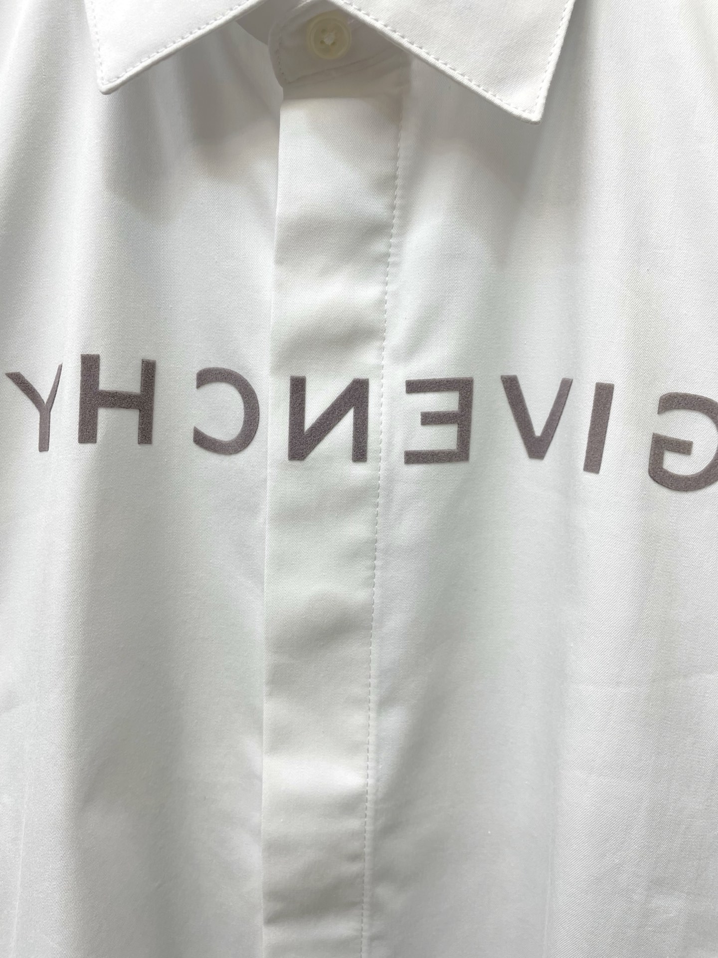 Givenchy纪梵希💥独家专供新款原单男士休闲衬衫 高端定制 高版本 时尚百搭爆款⚠️⚠️✨✨进口面料 手感超柔软细腻