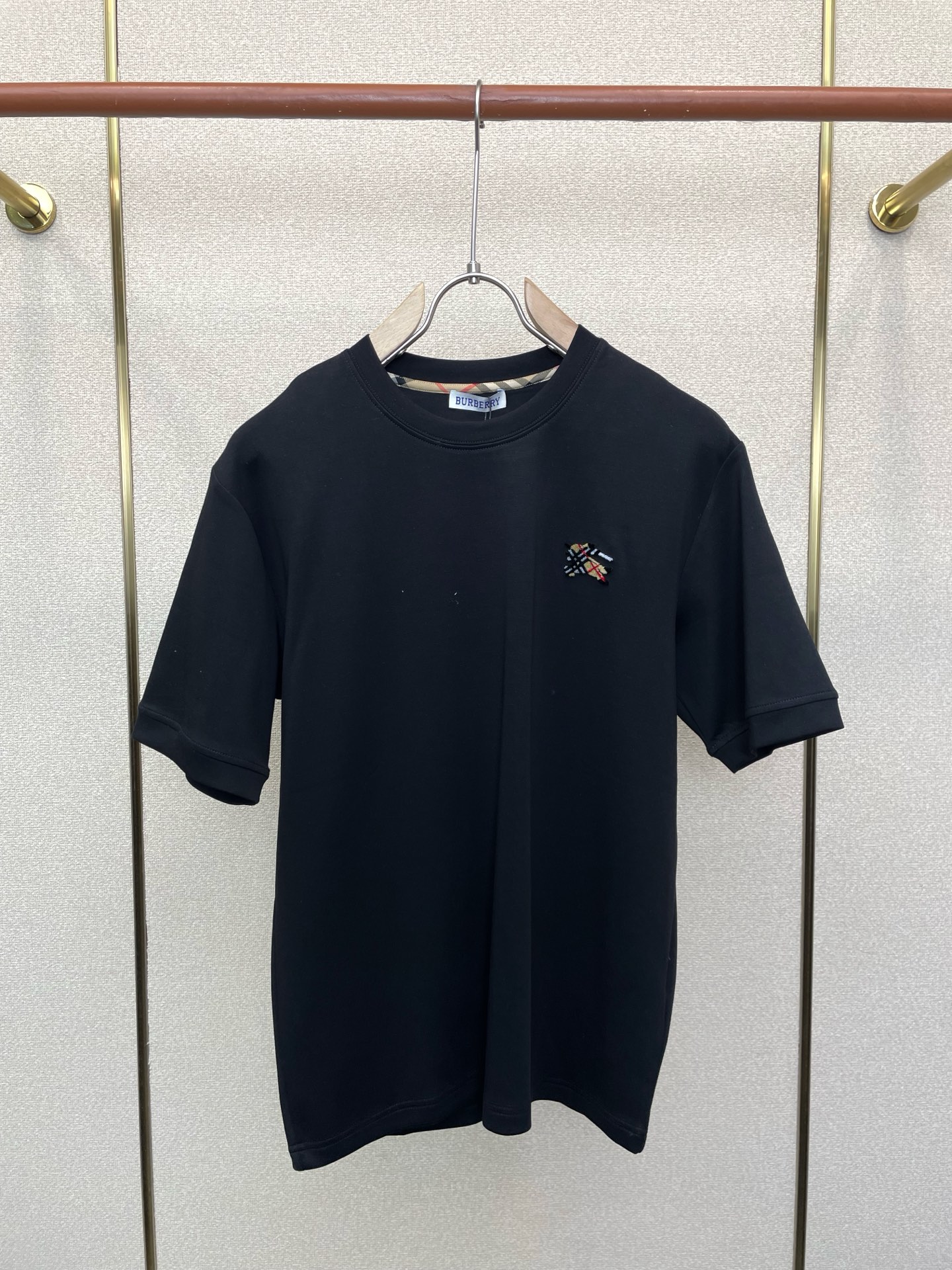 Burberry巴宝莉💥砸锅卖铁都要上的新款新款原单男士休闲短袖 高端定制 高端版本 时尚百搭爆款⚠️⚠️✨✨进口面料 