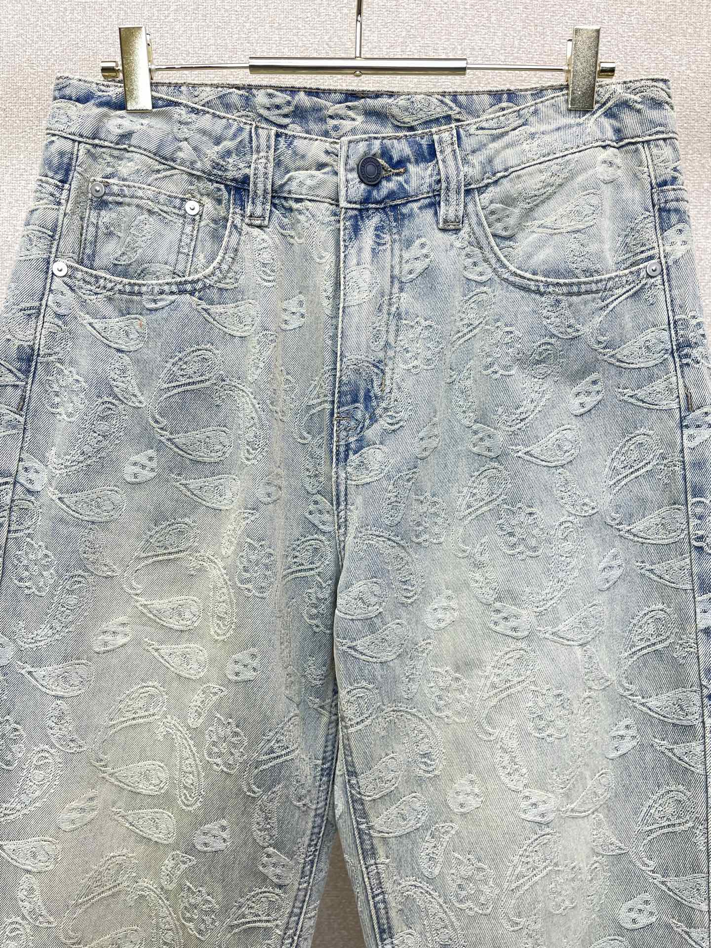 Louis Vuitton路易威登💥砸锅卖铁都要上的新款新款休闲直筒牛仔裤👖高端版本 专柜定制面料 透气舒适度高,细节无 Louis Vuitton路易威登💥砸锅卖铁都要上的新款新款休闲直筒牛仔裤👖高端版本 专柜定制面料 透气舒适度高,细节无