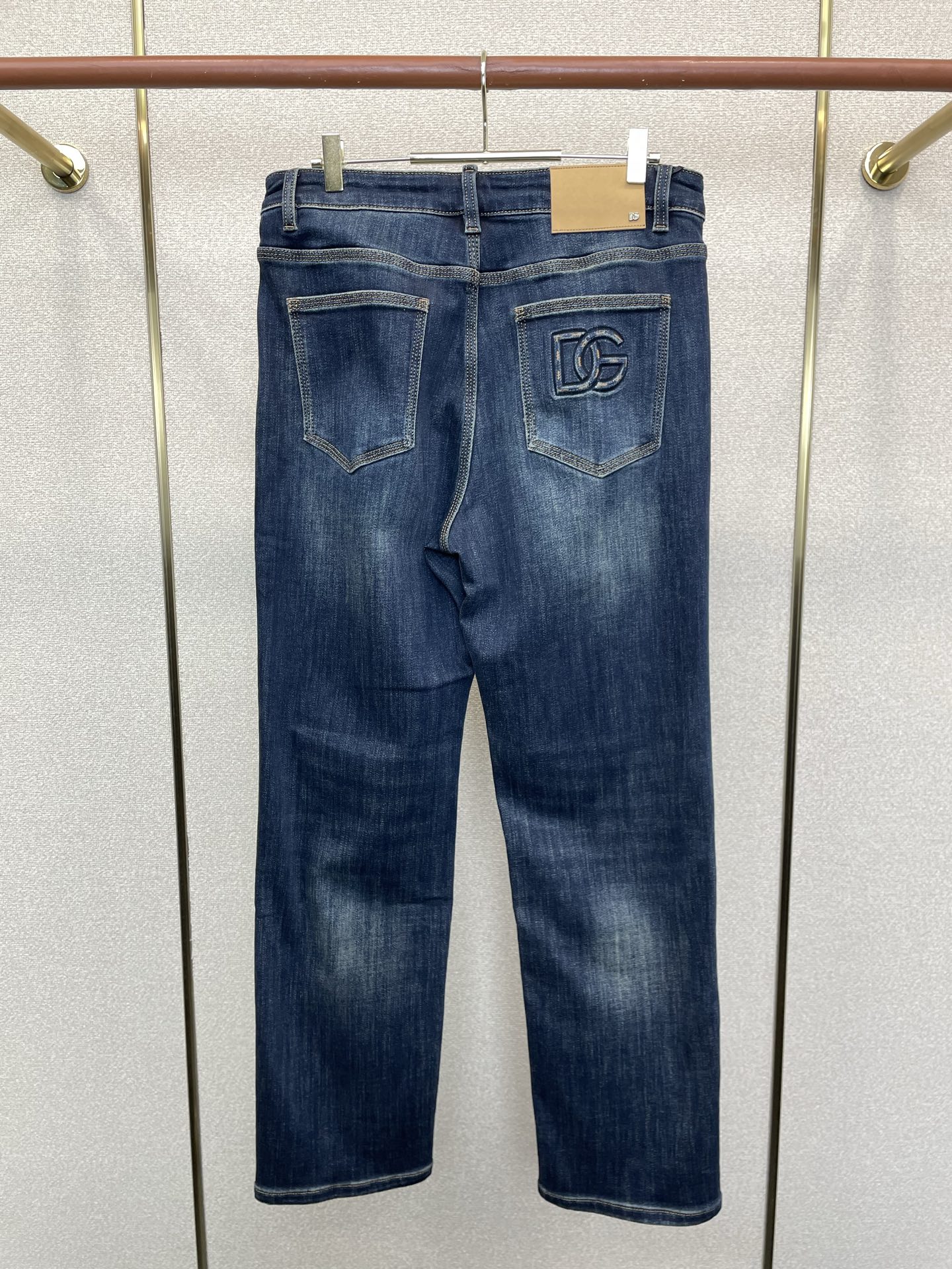 Dolce&Gabbana杜嘉班纳💥独家专供新款牛仔裤👖高端版本！专柜定制面料 透气舒适度高，细节无可挑剔，品牌元素设计