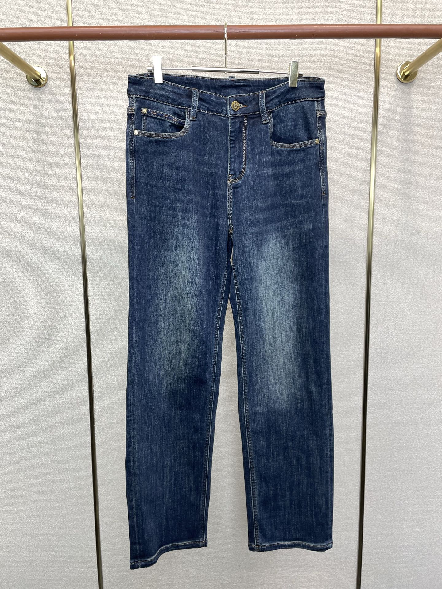 Dolce&Gabbana杜嘉班纳💥独家专供新款牛仔裤👖高端版本！专柜定制面料 透气舒适度高，细节无可挑剔，品牌元素设计