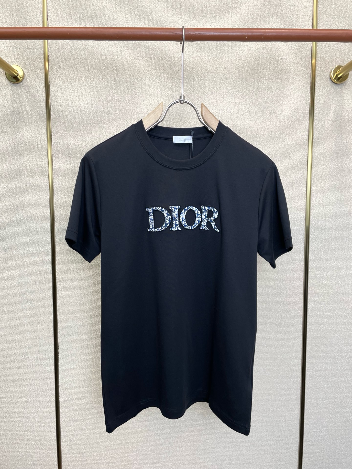 Dior迪奥💥砸锅卖铁都要上的新款新款原单男士休闲短袖 高端定制 高端版本 时尚百搭爆款⚠️⚠️✨✨进口面料 手感超柔软