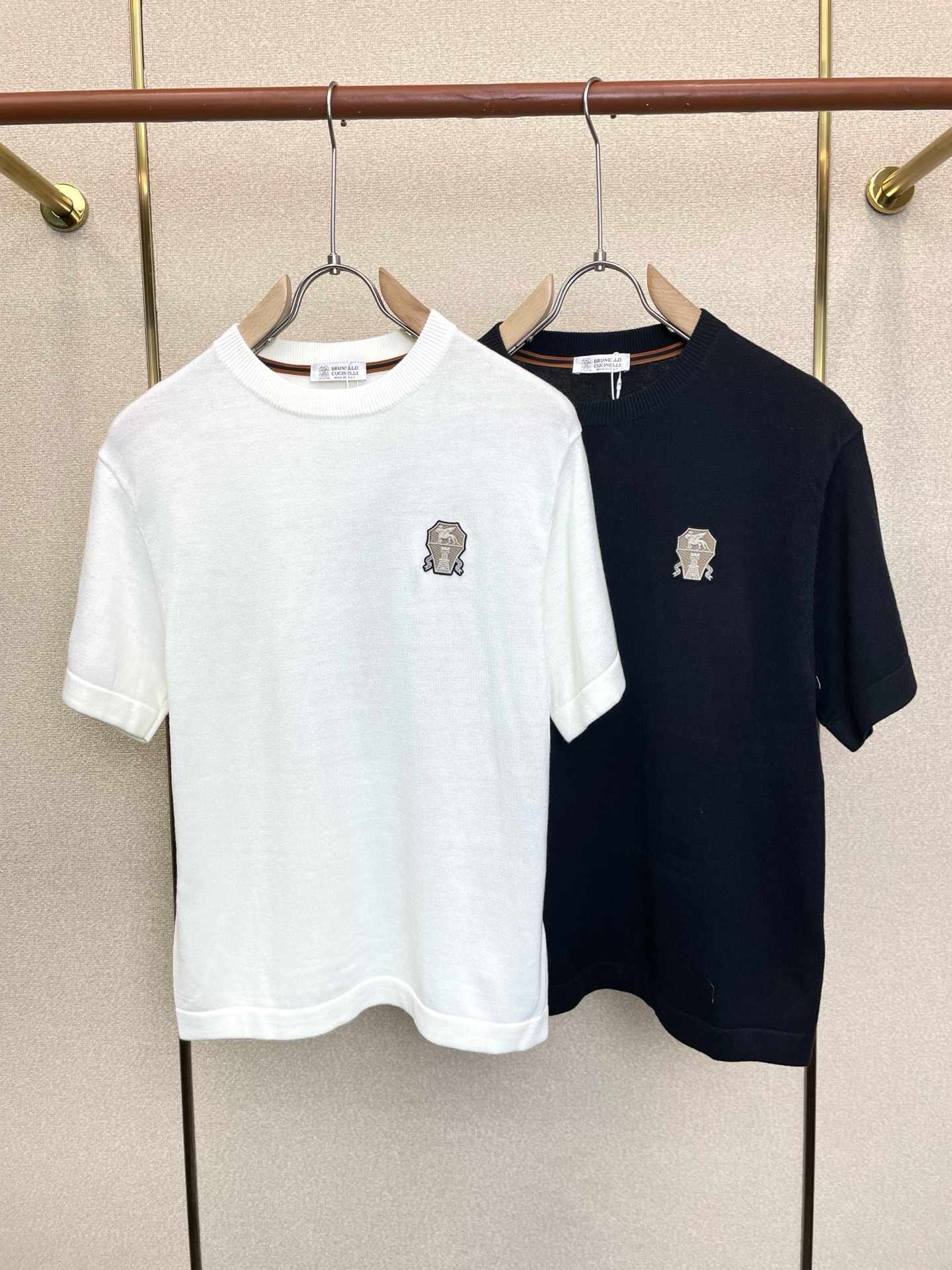 BC-Brunello Cucineli 布鲁内洛 •库奇內利💥砸锅卖铁都要上的新款新款原单男士休闲针织短袖 高端定制 BC-Brunello Cucineli 布鲁内洛 •库奇內利💥砸锅卖铁都要上的新款新款原单男士休闲针织短袖 高端定制