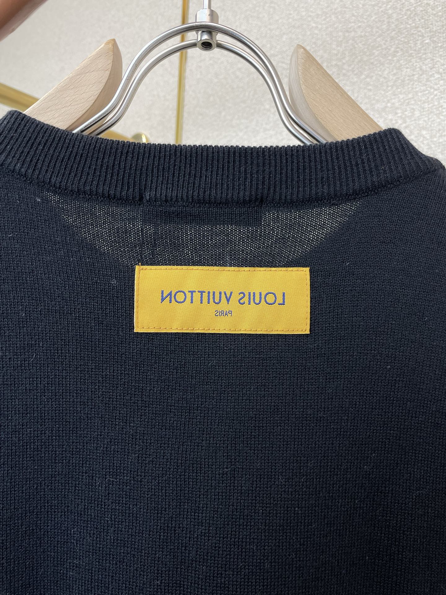 Louis Vuitton路易威登💥砸锅卖铁都要上的新款新款原单男士休闲针织短袖 高端定制 高版本 时尚百搭爆款⚠️⚠️