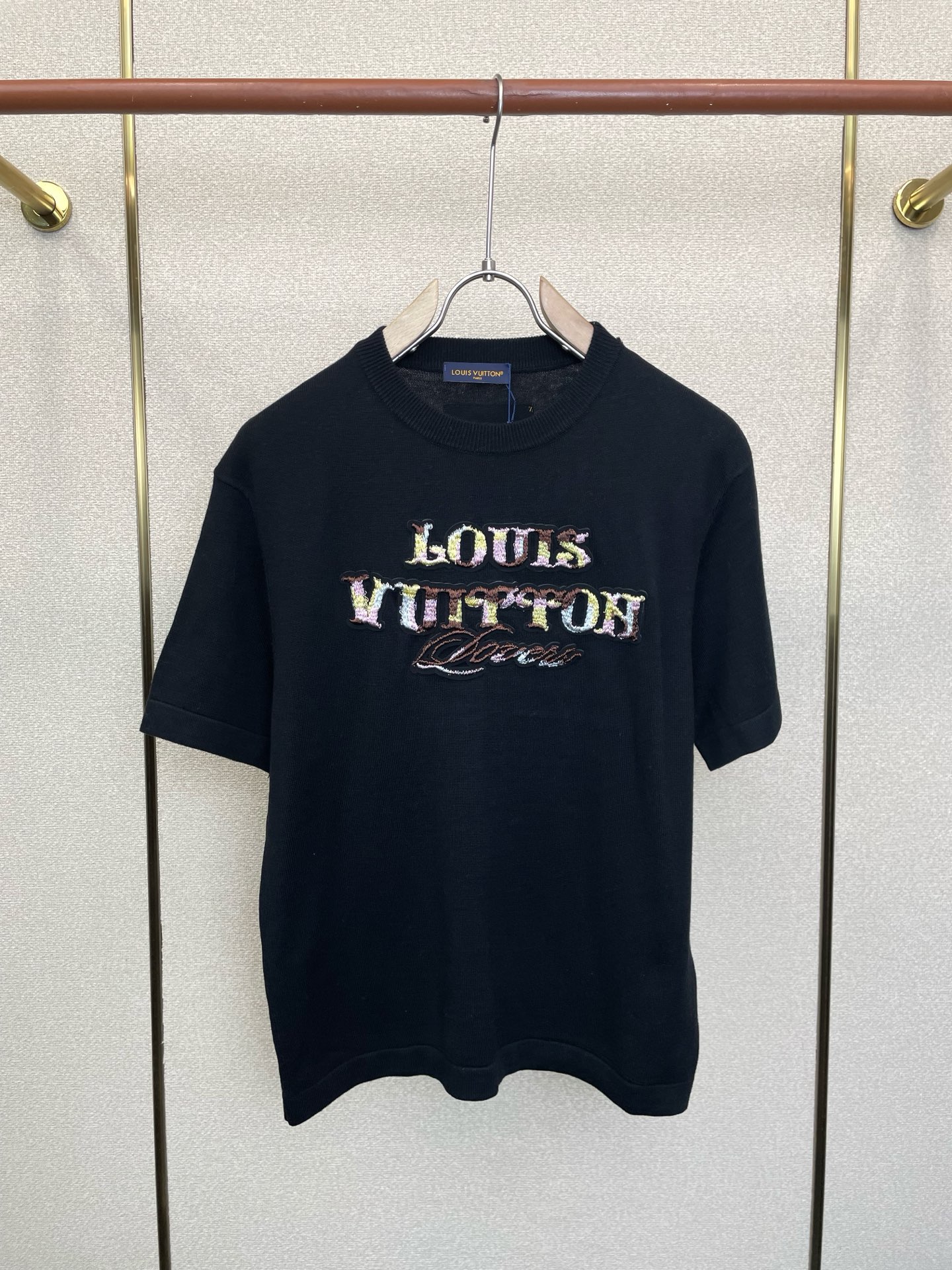 Louis Vuitton路易威登💥砸锅卖铁都要上的新款新款原单男士休闲针织短袖 高端定制 高版本 时尚百搭爆款⚠️⚠️ Louis Vuitton路易威登💥砸锅卖铁都要上的新款新款原单男士休闲针织短袖 高端定制 高版本 时尚百搭爆款⚠️⚠️
