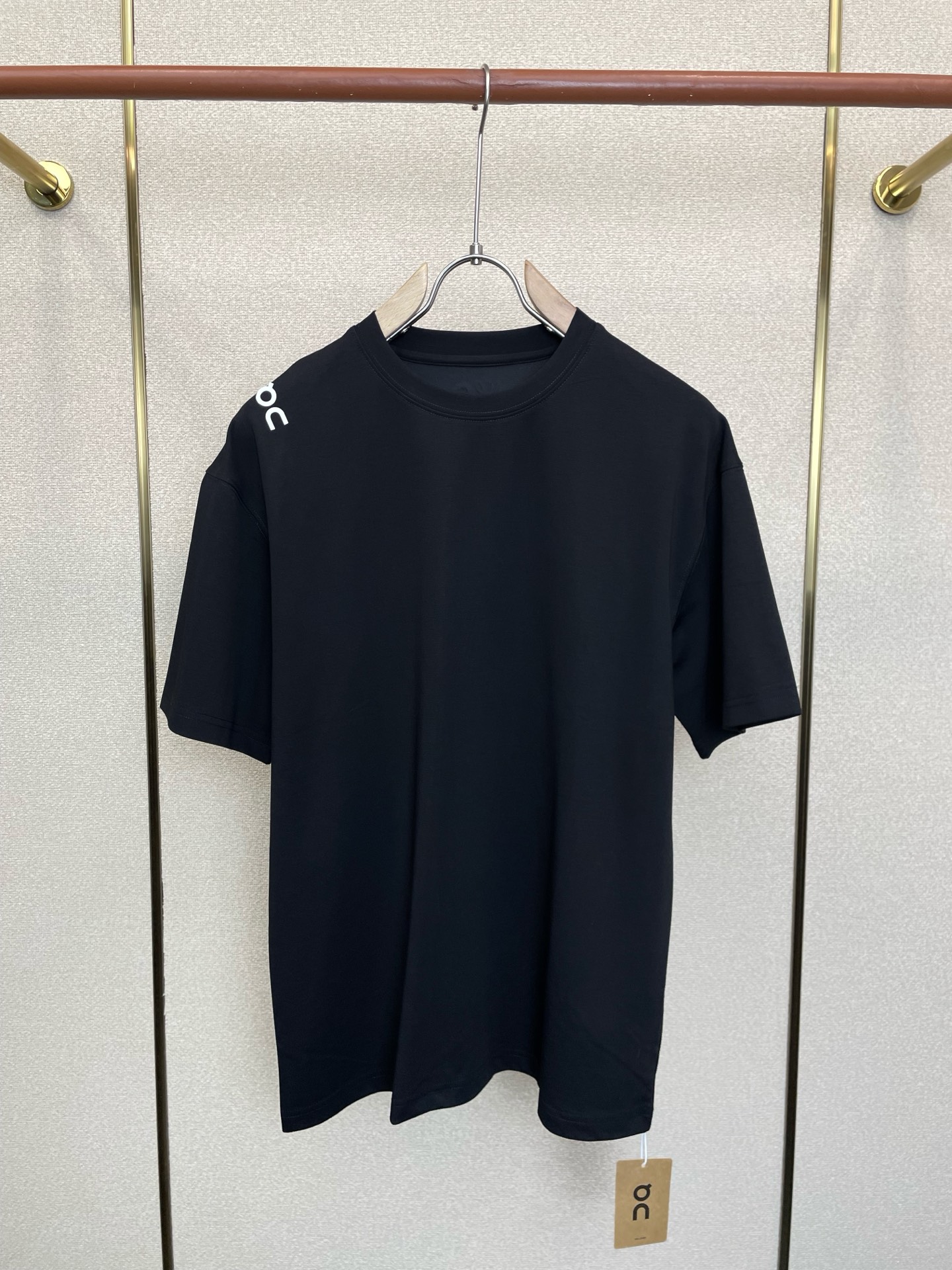 LOEWE罗意威💥砸锅卖铁都要上的新款新款原单男士休闲短袖 高端定制 高端版本 时尚百搭爆款⚠️⚠️✨✨进口面料 手感超
