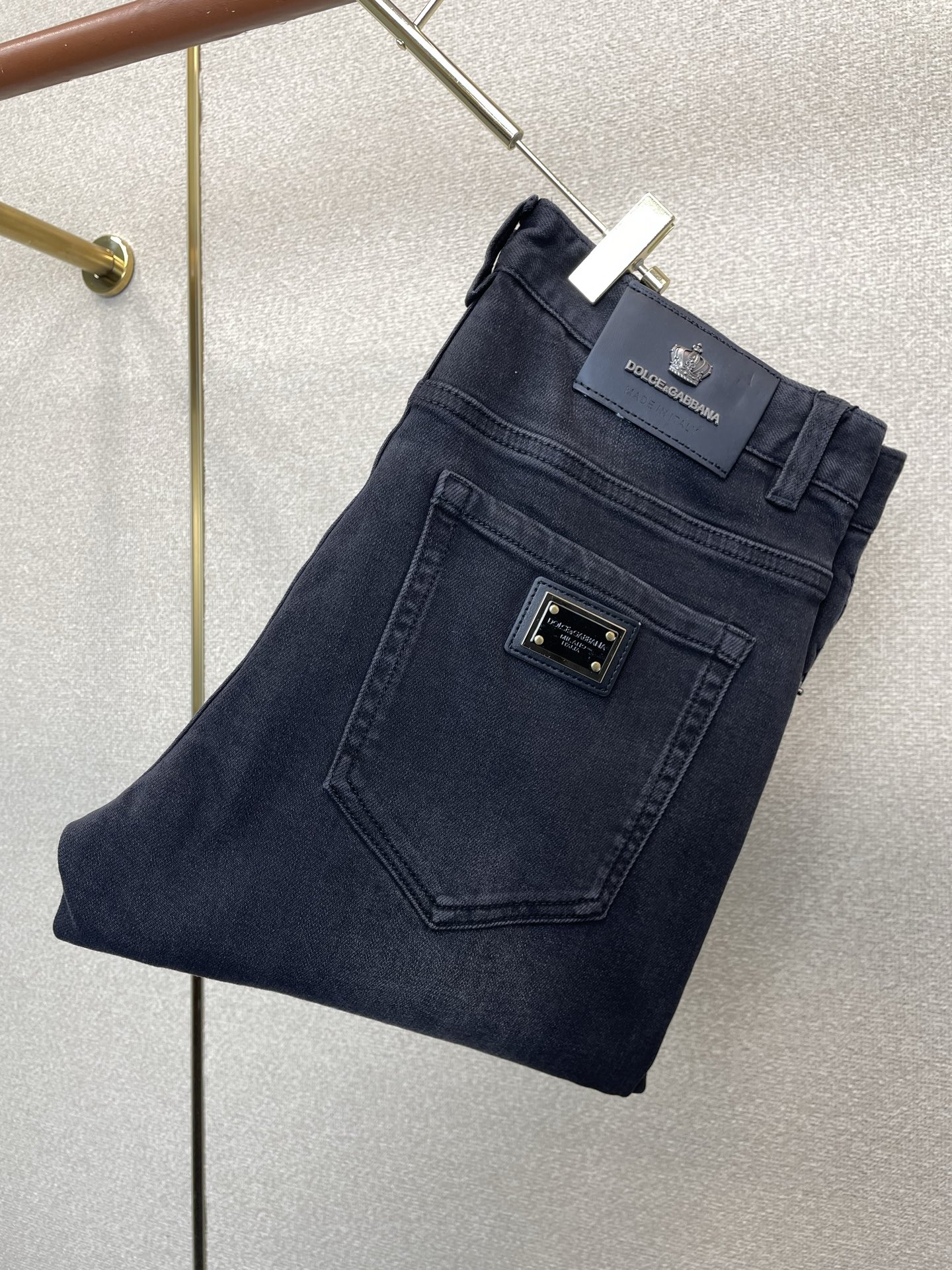 Dolce&Gabbana杜嘉班纳💥砸锅卖铁都要上的新款新款休闲牛仔裤👖高端版本 专柜定制面料 透气舒适度高，细节无可挑