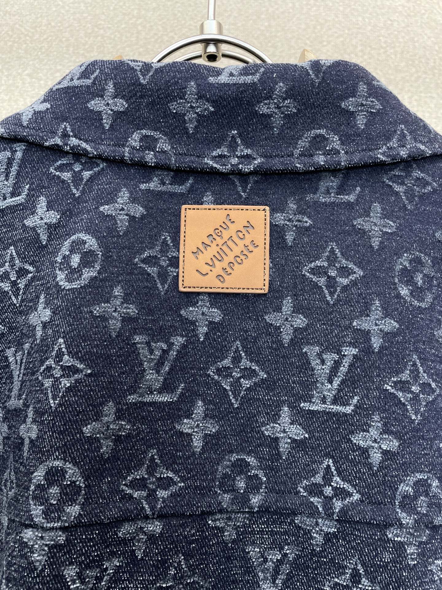 Louis Vuitton路易威登💥独家专供新款原单男士休闲夹克 高端定制 高版本 时尚百搭爆款⚠️✨原版进口面料 领口 Louis Vuitton路易威登💥独家专供新款原单男士休闲夹克 高端定制 高版本 时尚百搭爆款⚠️✨原版进口面料 领口