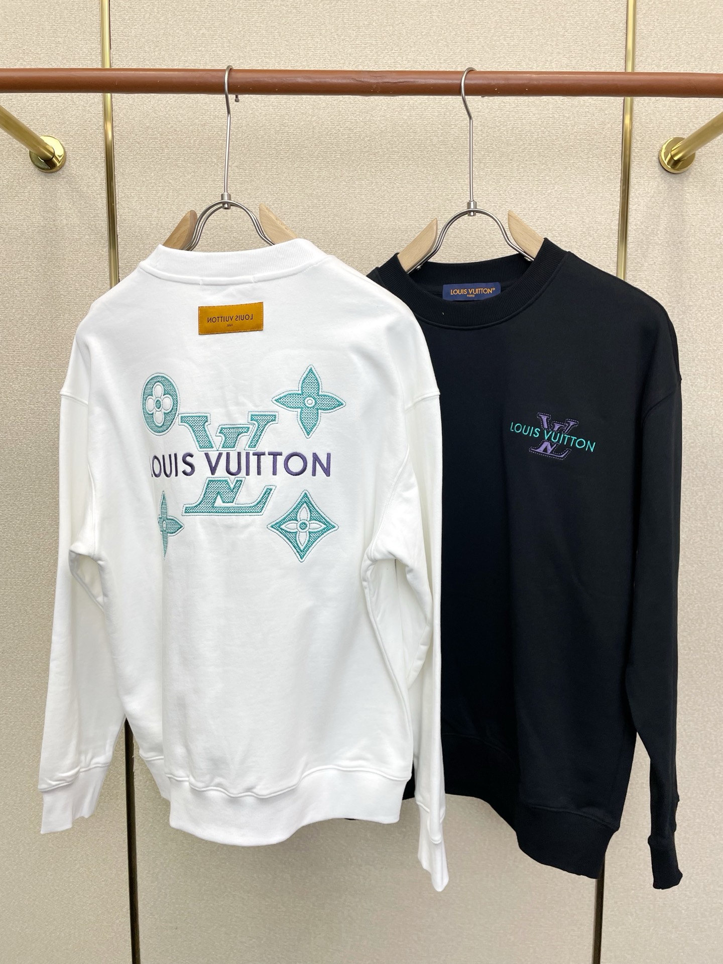 Louis Vuitton路易威登💥独家专供新款原单男士休闲卫衣 高端定制 高端版本 时尚百搭爆款⚠️⚠️✨✨进口面料 