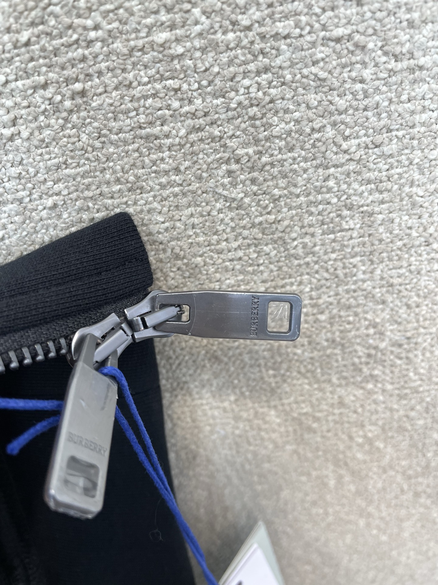 Burberry巴宝莉💥独家专供新款原单男士休闲卫衣拉链外套 高端定制 高端版本 时尚百搭爆款⚠️⚠️✨✨进口面料 手感 Burberry巴宝莉💥独家专供新款原单男士休闲卫衣拉链外套 高端定制 高端版本 时尚百搭爆款⚠️⚠️✨✨进口面料 手感