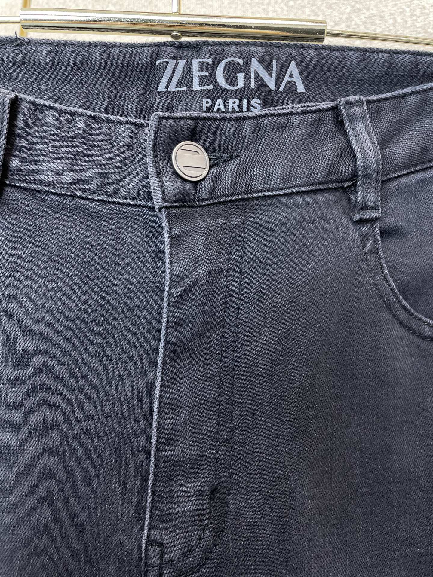 ZEGNA杰尼亚💥独家专供新款牛仔裤👖高端版本！专柜定制面料 透气舒适度高，细节无可挑剔，品牌元素设计理念，体现高品质。