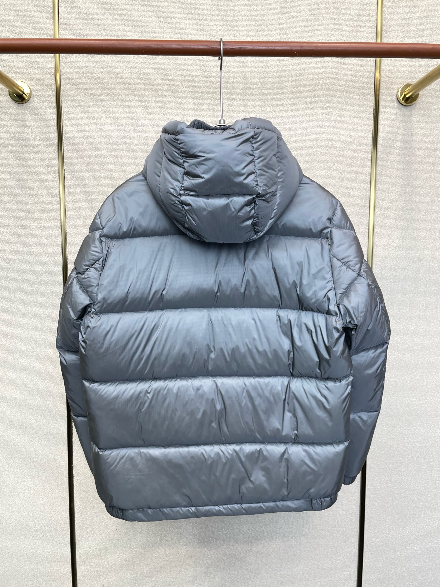 羽绒服-Moncler蒙口💥独家专供最新时尚连帽羽绒服 经典设计感与颜值爆棚的外套,品质更是无法挑剔品控可以直接入手,不 羽绒服-Moncler蒙口💥独家专供最新时尚连帽羽绒服 经典设计感与颜值爆棚的外套,品质更是无法挑剔品控可以直接入手,不