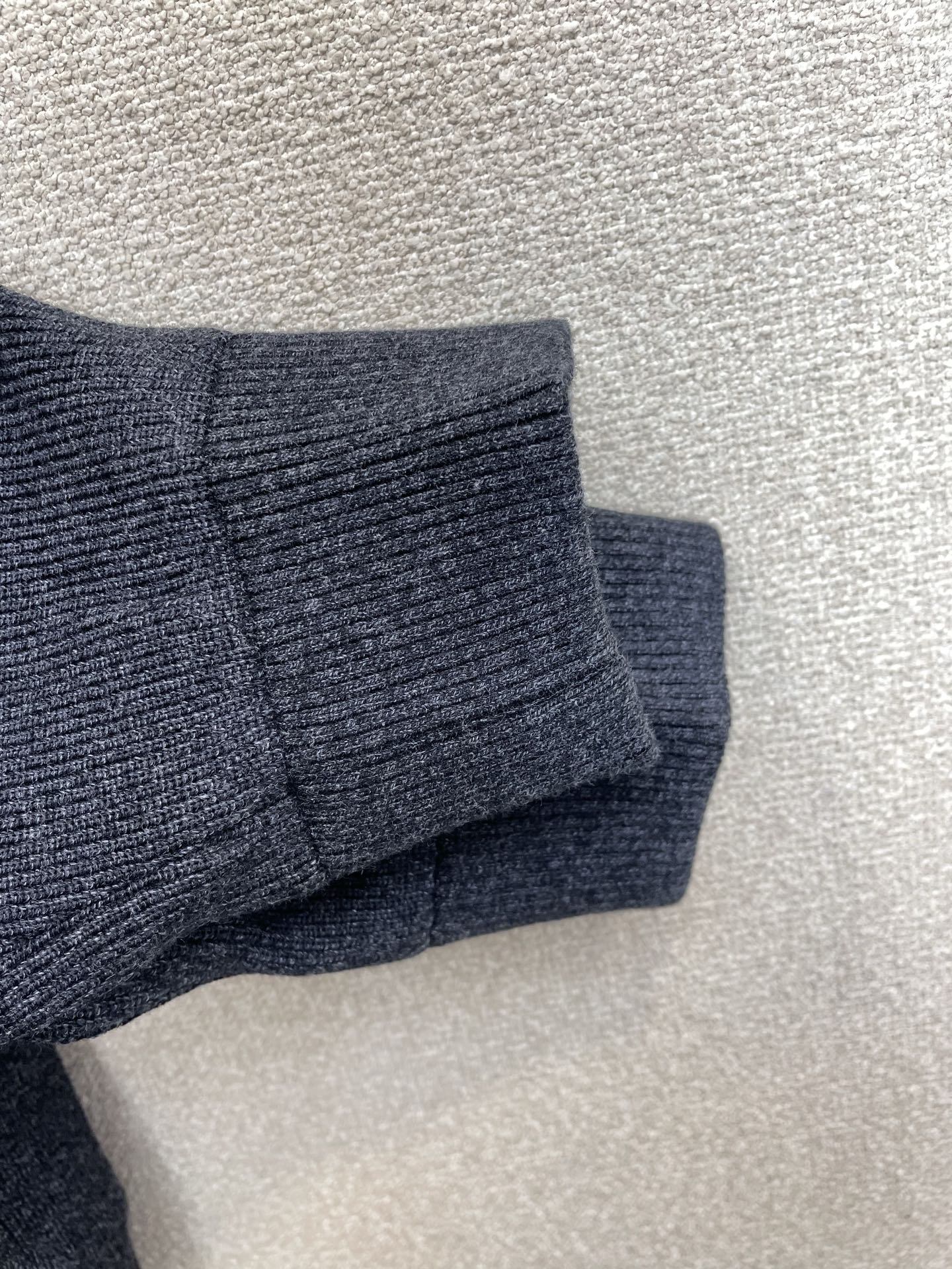 Loro Piana-Loro Piana诺悠翩雅💥独家专供新款夹克 贸易公司渠道稀出，降温天气必备的保暖单品，不论是日