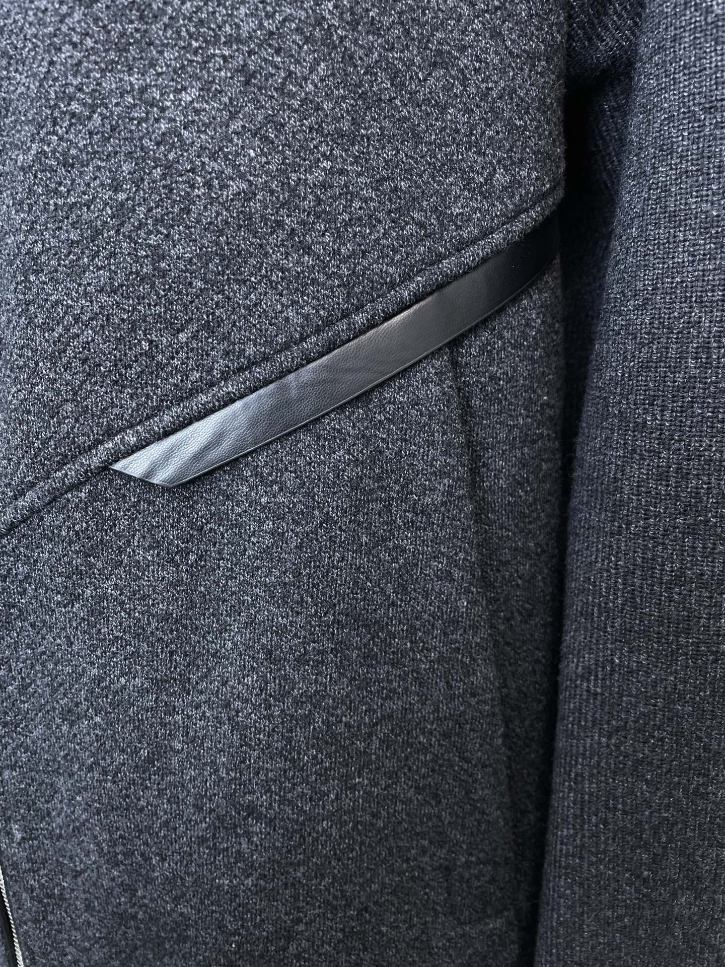 Loro Piana-Loro Piana诺悠翩雅💥独家专供新款夹克 贸易公司渠道稀出，降温天气必备的保暖单品，不论是日