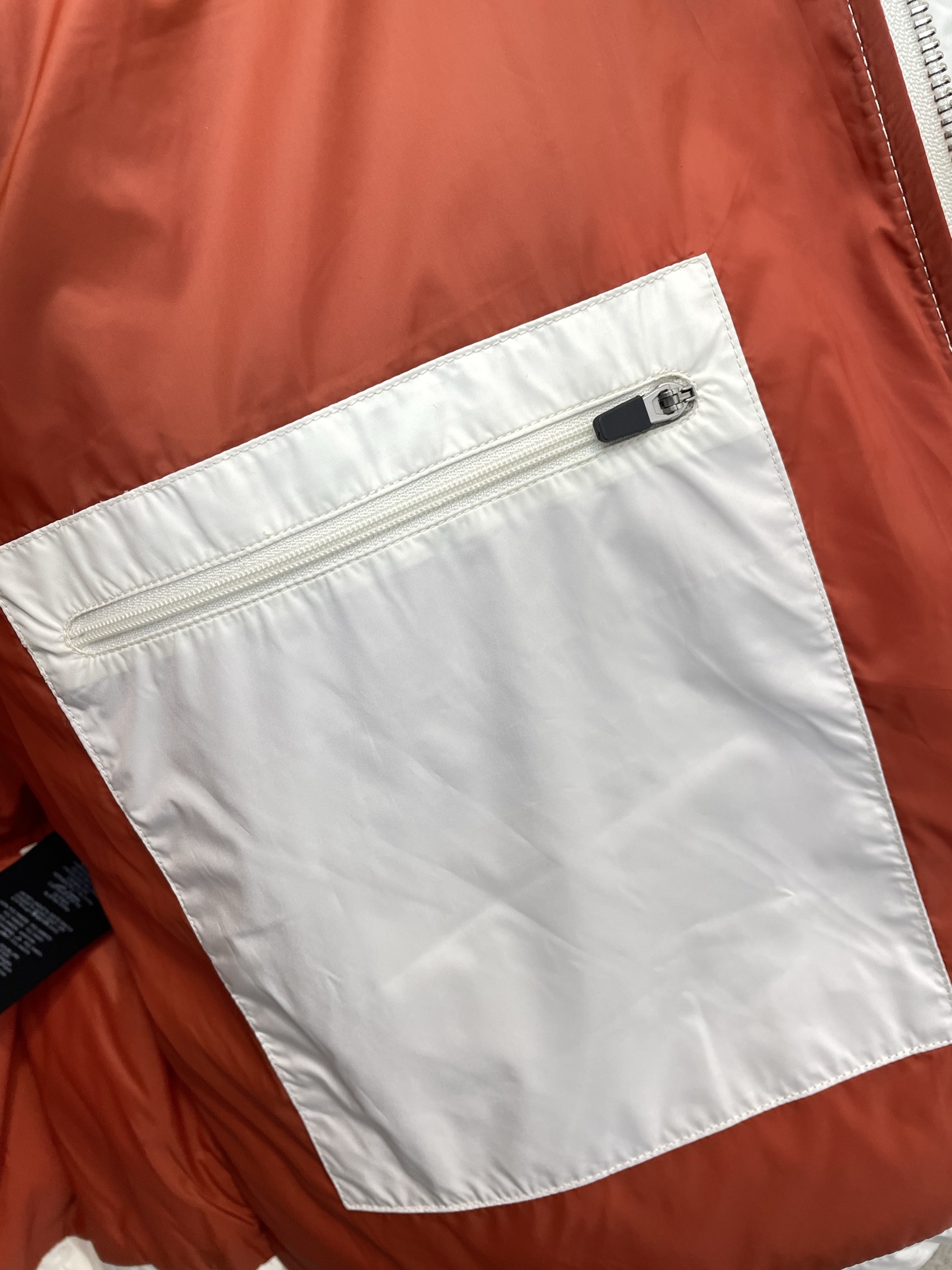 羽绒服-ZEGNA杰尼亚💥独家专供新款连帽羽绒服。贸易公司渠道稀出,降温天气必备的保暖单品,不论是日常还是户外运动都能穿 羽绒服-ZEGNA杰尼亚💥独家专供新款连帽羽绒服。贸易公司渠道稀出,降温天气必备的保暖单品,不论是日常还是户外运动都能穿