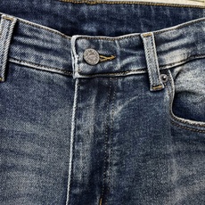 Dolce&Gabbana杜嘉班纳💥砸锅卖铁都要上的新款新款休闲牛仔裤👖高端版本 专柜定制面料 透气舒适度高,细节无可挑 Dolce&Gabbana杜嘉班纳💥砸锅卖铁都要上的新款新款休闲牛仔裤👖高端版本 专柜定制面料 透气舒适度高,细节无可挑