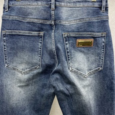 Dolce&Gabbana杜嘉班纳💥砸锅卖铁都要上的新款新款休闲牛仔裤👖高端版本 专柜定制面料 透气舒适度高,细节无可挑 Dolce&Gabbana杜嘉班纳💥砸锅卖铁都要上的新款新款休闲牛仔裤👖高端版本 专柜定制面料 透气舒适度高,细节无可挑