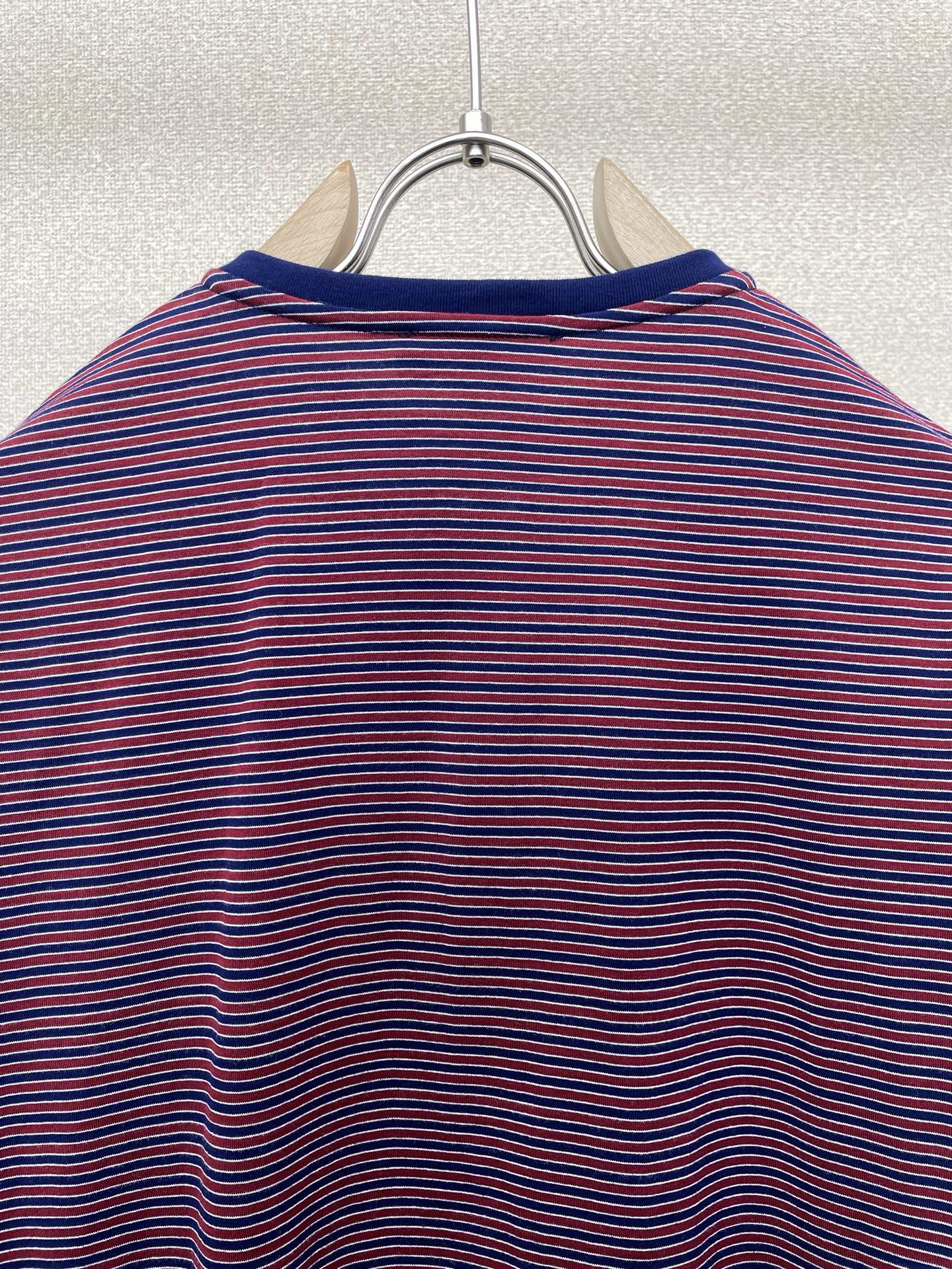 Miumiu谬谬👚砸锅卖铁都要上的新款👚新款女装休闲条纹长袖 高端版本！独特设计 专柜定制面料 透气舒适度高，细节无可挑