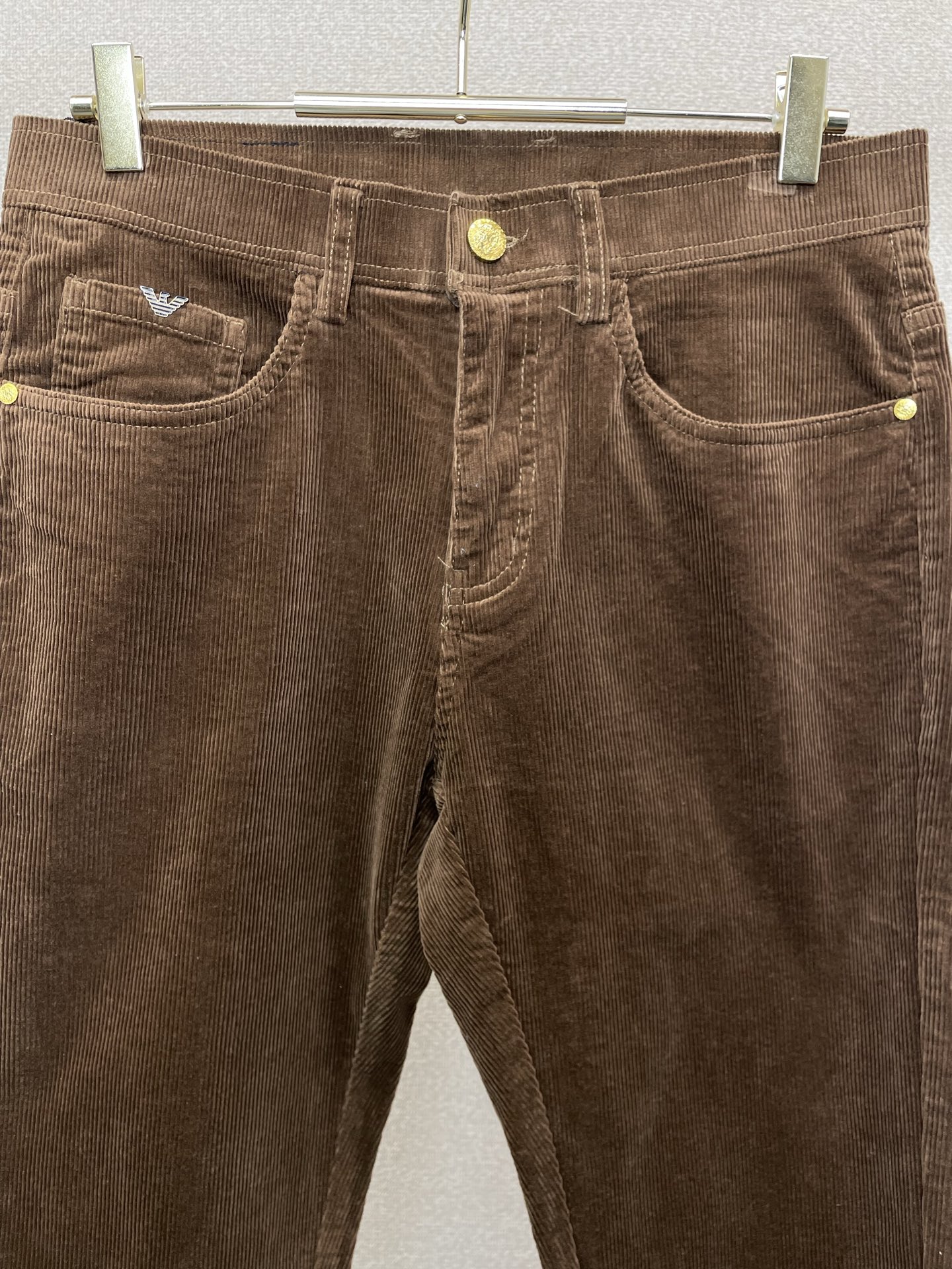 Armani阿玛尼💥砸锅卖铁都要上的新款新款休闲牛仔裤👖高端版本 专柜定制面料 透气舒适度高，细节无可挑剔，品牌元素设计