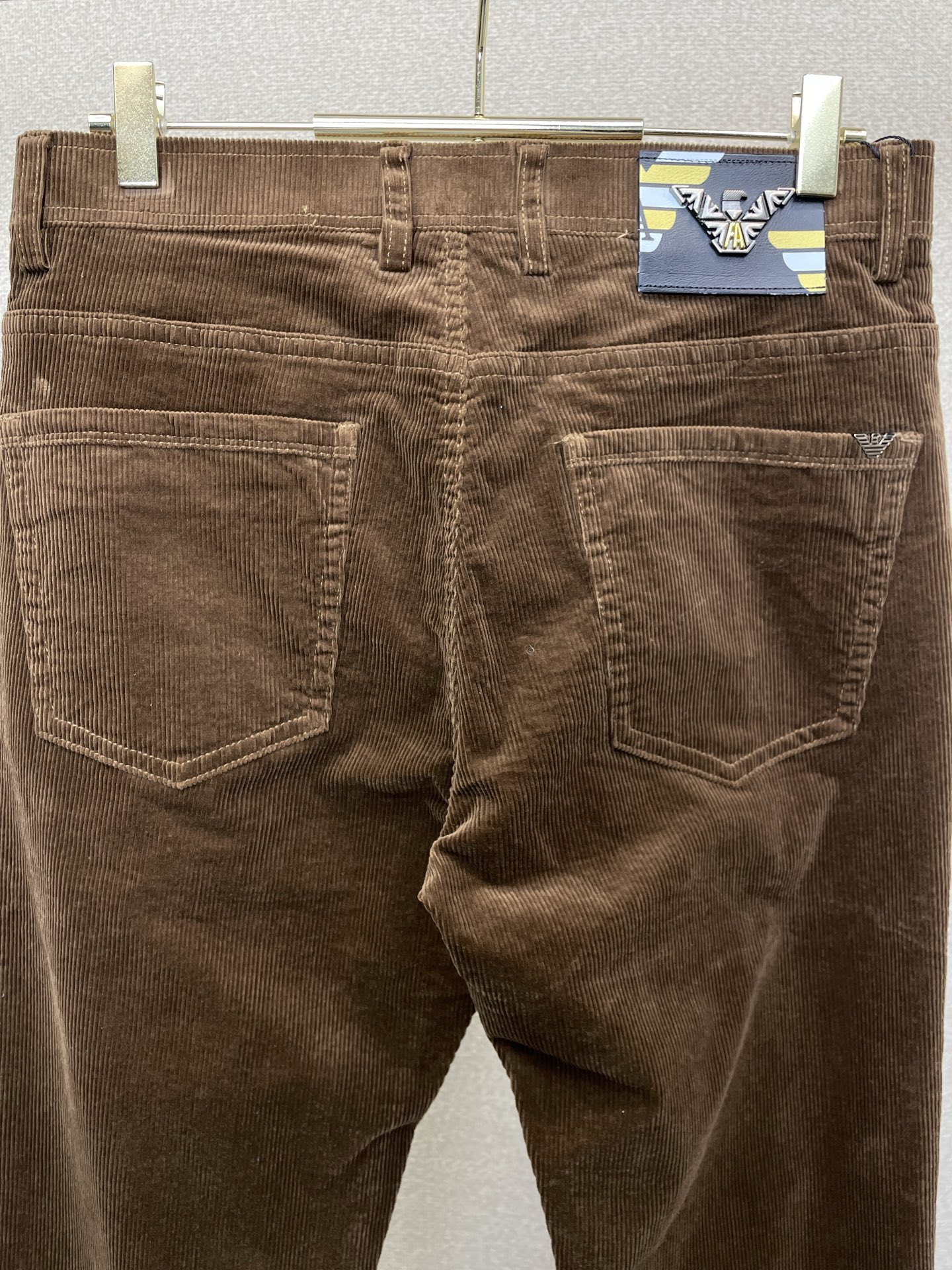 Armani阿玛尼💥砸锅卖铁都要上的新款新款休闲牛仔裤👖高端版本 专柜定制面料 透气舒适度高，细节无可挑剔，品牌元素设计