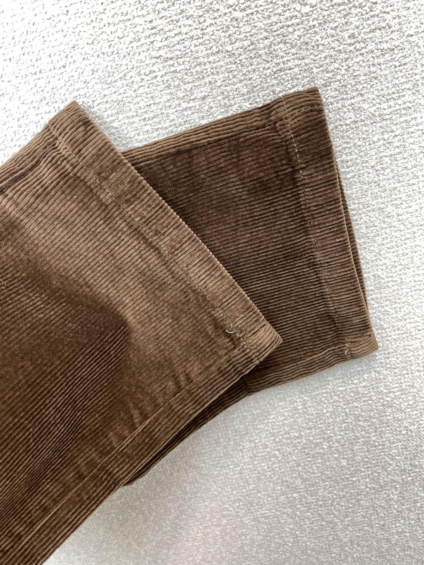 Armani阿玛尼💥砸锅卖铁都要上的新款新款休闲牛仔裤👖高端版本 专柜定制面料 透气舒适度高，细节无可挑剔，品牌元素设计