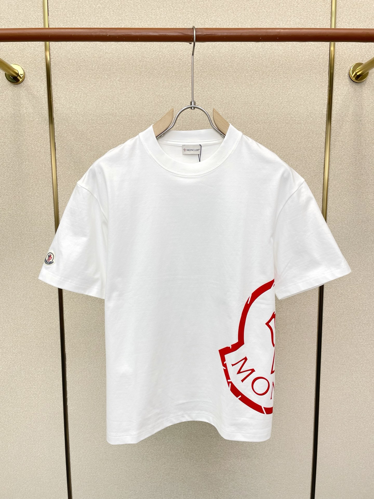 Moncler蒙口💥砸锅卖铁都要上的新款新款原单男士休闲短袖 高端定制 高端版本 时尚百搭爆款⚠️⚠️✨✨进口面料 手感