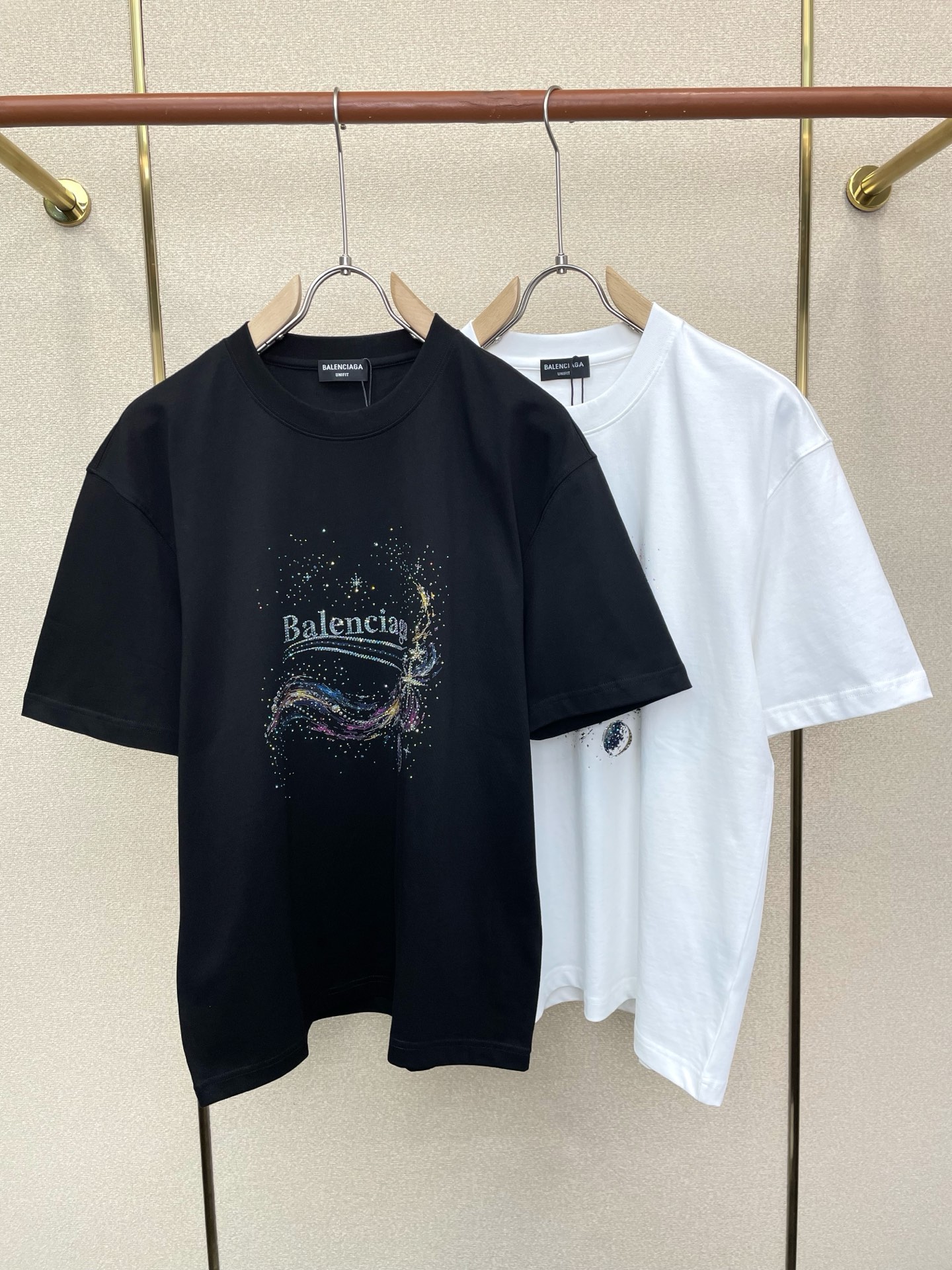 Balenciaga巴黎世家💥砸锅卖铁都要上的新款新款原单男士休闲短袖 高端定制 高端版本 时尚百搭爆款⚠️⚠️✨✨进口
