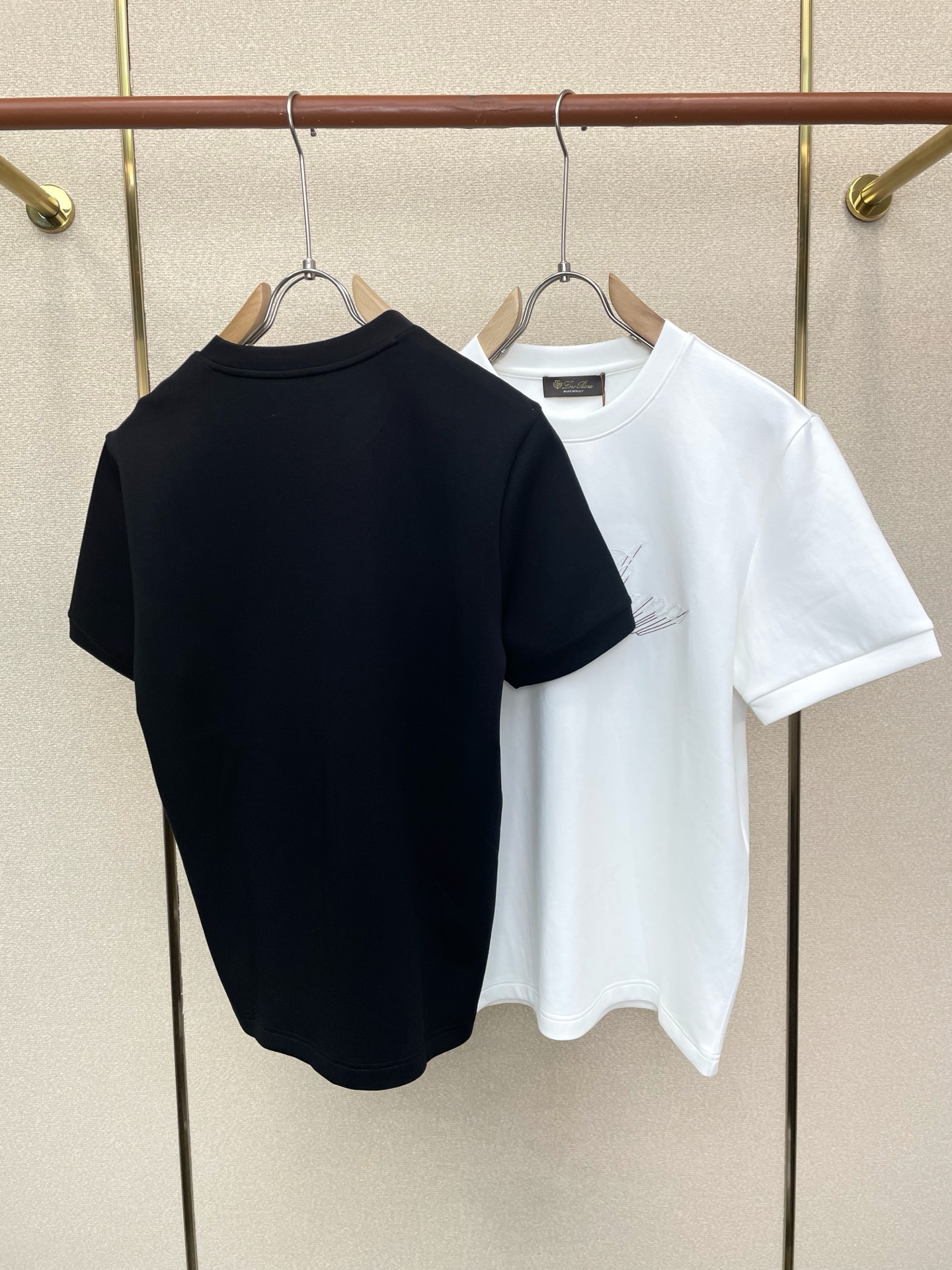 Loro Piana-Loro Piana诺悠翩雅💥砸锅卖铁都要上的新款新款原单男士休闲短袖 高端定制 高端版本 时尚百