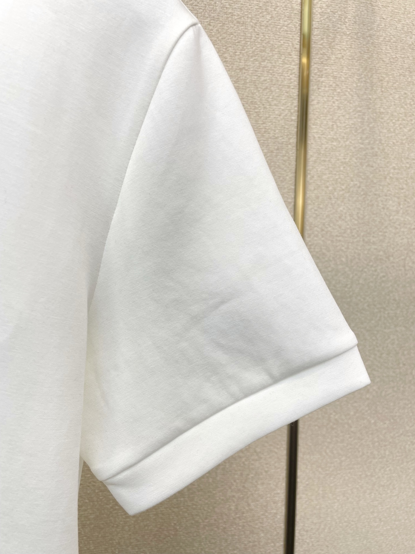 Loro Piana-Loro Piana诺悠翩雅💥砸锅卖铁都要上的新款新款原单男士休闲短袖 高端定制 高端版本 时尚百
