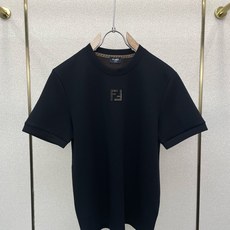 FENDI芬迪💥砸锅卖铁都要上的新款新款原单男士休闲短袖 高端定制 高端版本 时尚百搭爆款⚠️⚠️✨✨进口面料 手感超柔 FENDI芬迪💥砸锅卖铁都要上的新款新款原单男士休闲短袖 高端定制 高端版本 时尚百搭爆款⚠️⚠️✨✨进口面料 手感超柔