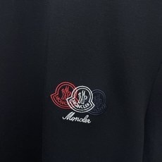 Moncler蒙口💥砸锅卖铁都要上的新款新款原单男士休闲短袖 高端定制 高端版本 时尚百搭爆款⚠️⚠️✨✨进口面料 手感 Moncler蒙口💥砸锅卖铁都要上的新款新款原单男士休闲短袖 高端定制 高端版本 时尚百搭爆款⚠️⚠️✨✨进口面料 手感