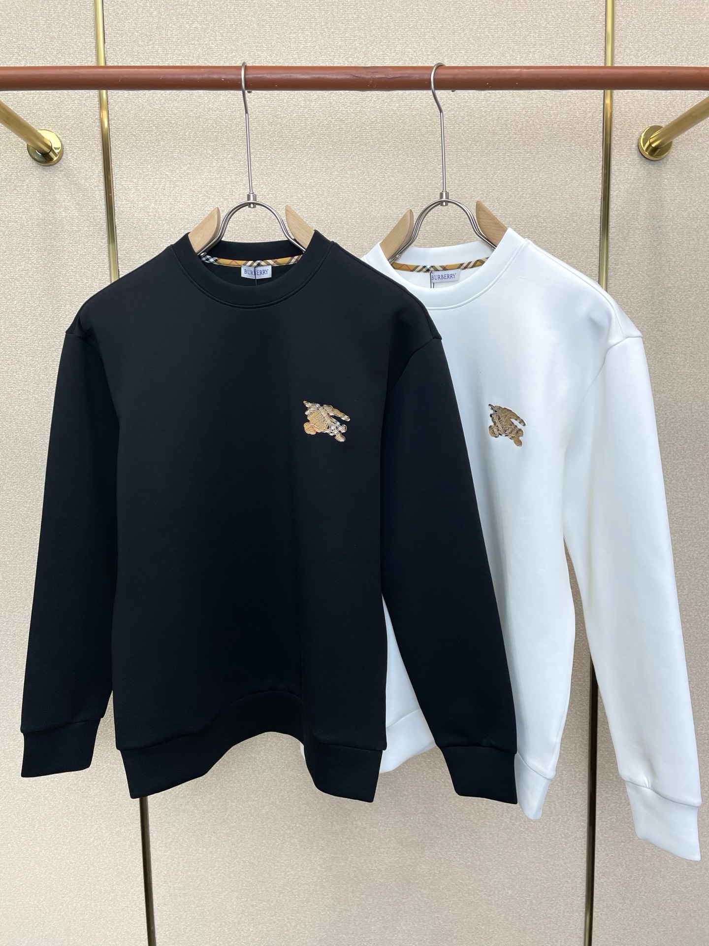 Burberry巴宝莉💥砸锅卖铁都要上的新款新款原单男士休闲卫衣 高端定制 高版本 时尚百搭爆款⚠️⚠️✨✨进口面料 手
