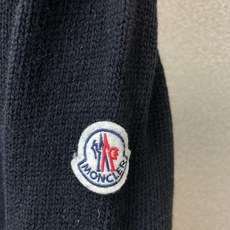 Moncler蒙口💥砸锅卖铁都要上的新款新款原单男士休闲针织外套 高端定制 高端版本 时尚百搭爆款⚠️⚠️✨✨进口面料 Moncler蒙口💥砸锅卖铁都要上的新款新款原单男士休闲针织外套 高端定制 高端版本 时尚百搭爆款⚠️⚠️✨✨进口面料