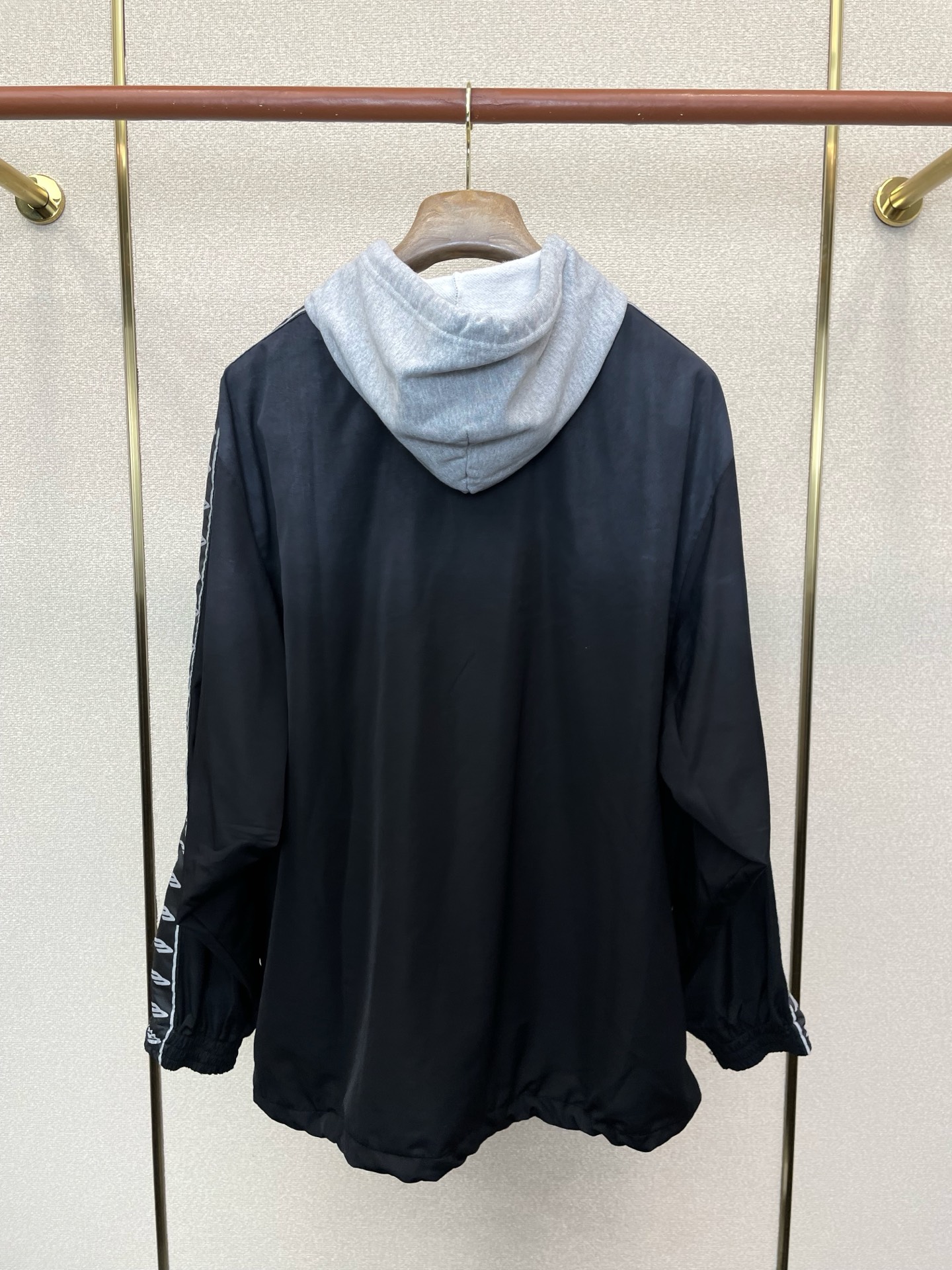Balenciaga巴黎世家💥砸锅卖铁都要上的新款新款原单男士休闲连帽夹克 高端定制 高端版本 时尚百搭爆款⚠️⚠️✨✨