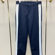 Moncler蒙口💥砸锅卖铁都要上的新款新款原单男士休闲裤 高端定制 高端版本 时尚百搭爆款⚠️⚠️✨✨进口面料 手感超 Moncler蒙口💥砸锅卖铁都要上的新款新款原单男士休闲裤 高端定制 高端版本 时尚百搭爆款⚠️⚠️✨✨进口面料 手感超