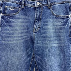 Armani阿玛尼💥砸锅卖铁都要上的新款新款休闲牛仔裤👖高端版本!专柜定制面料 透气舒适度高,细节无可挑剔,品牌元素设计 Armani阿玛尼💥砸锅卖铁都要上的新款新款休闲牛仔裤👖高端版本!专柜定制面料 透气舒适度高,细节无可挑剔,品牌元素设计