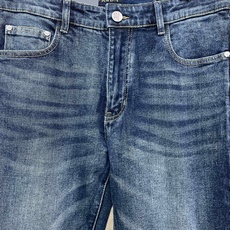 Prada普拉达💥砸锅卖铁都要上的新款新款休闲牛仔裤👖高端版本!专柜定制面料 透气舒适度高,细节无可挑剔,品牌元素设计理 Prada普拉达💥砸锅卖铁都要上的新款新款休闲牛仔裤👖高端版本!专柜定制面料 透气舒适度高,细节无可挑剔,品牌元素设计理