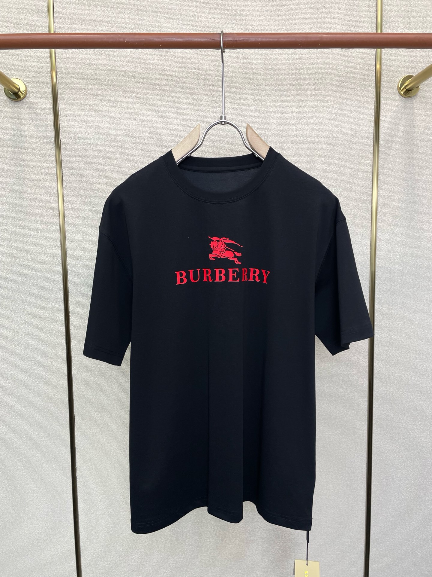Burberry巴宝莉💥砸锅卖铁都要上的新款新款原单男士休闲短袖 高端定制 高端版本 时尚百搭爆款⚠️⚠️✨✨进口面料 