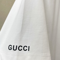 Gucci古驰💥砸锅卖铁都要上的新款新款原单男士休闲短袖 高端定制 高端版本 时尚百搭爆款⚠️⚠️✨✨进口面料 手感超柔 Gucci古驰💥砸锅卖铁都要上的新款新款原单男士休闲短袖 高端定制 高端版本 时尚百搭爆款⚠️⚠️✨✨进口面料 手感超柔